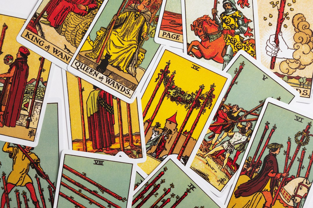 What Jewels You Should Wear Based on Your Tarot 2 img
