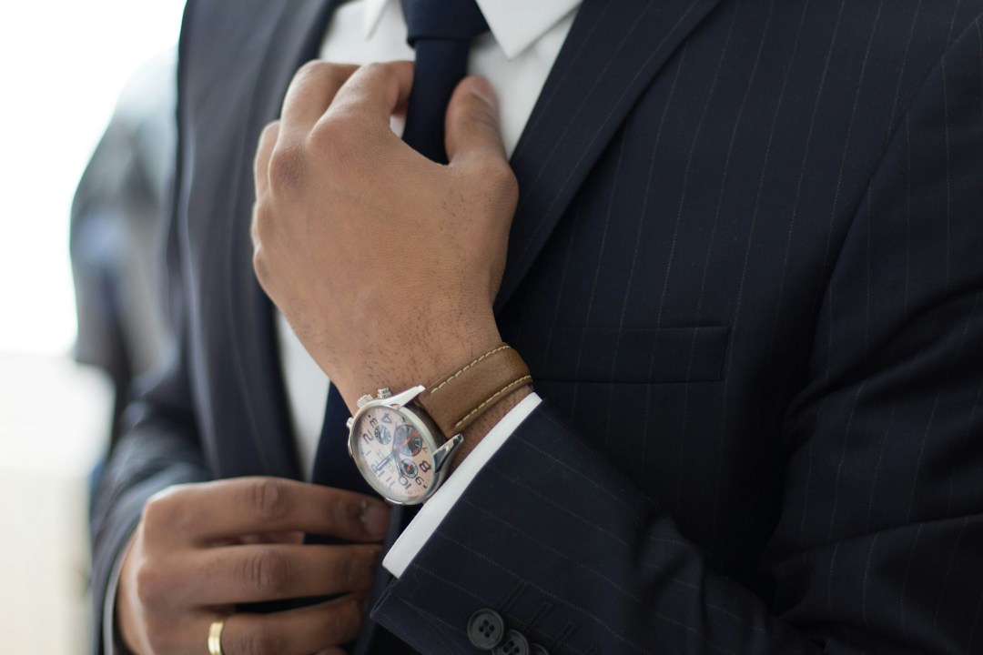 How To Dress for Work: A Guide to Different Dress Codes 2 img